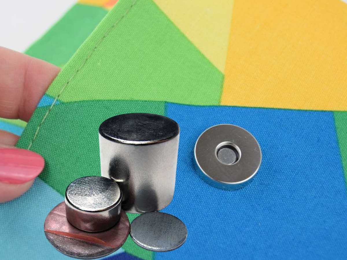 A Guide to Choosing the Best Magnetic Closures for Handbags