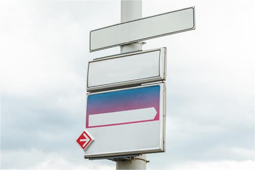 Magnetic-Outdoor-Signage
