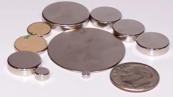How to Remove Neodymium Magnets Safely?