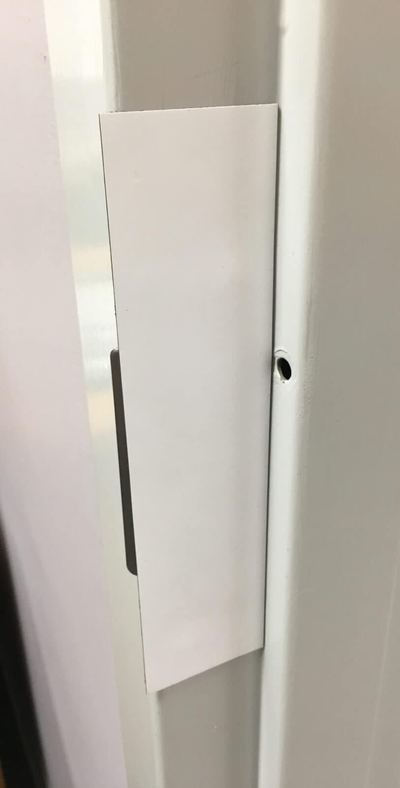 Lockdown Magnetic Strip - White